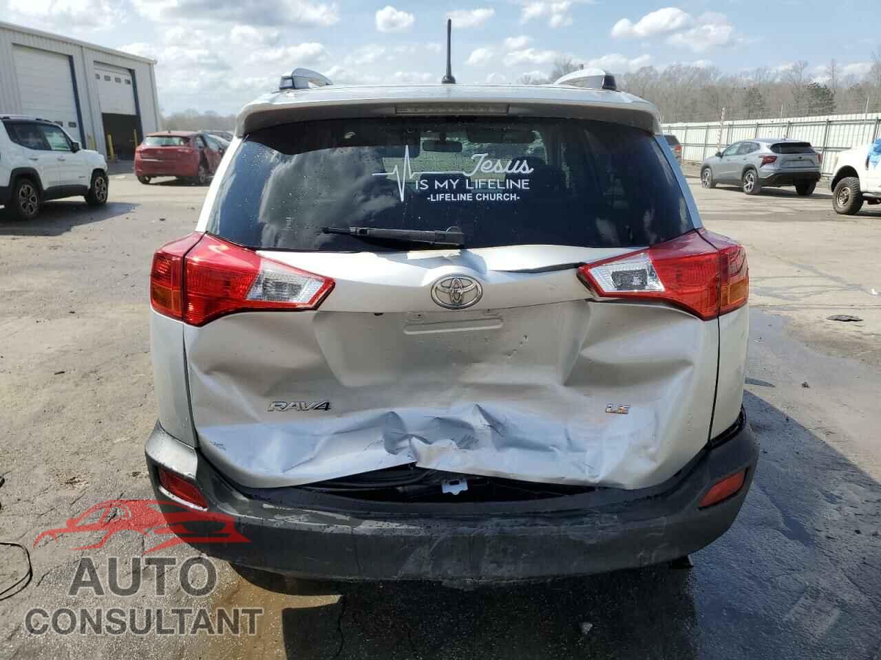 TOYOTA RAV4 2015 - JTMZFREV2FD055100