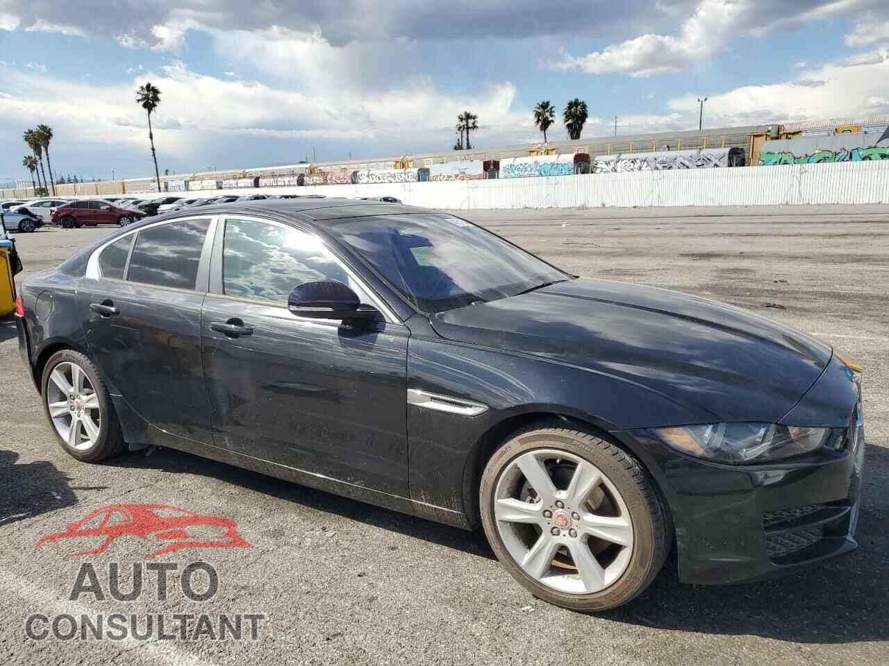 JAGUAR XE 2017 - SAJAD4BN7HA972050
