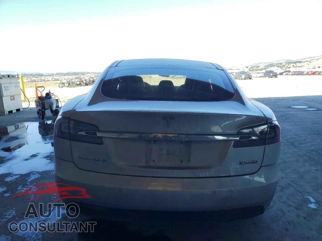 TESLA MODEL S 2016 - 5YJSA1E45GF175301