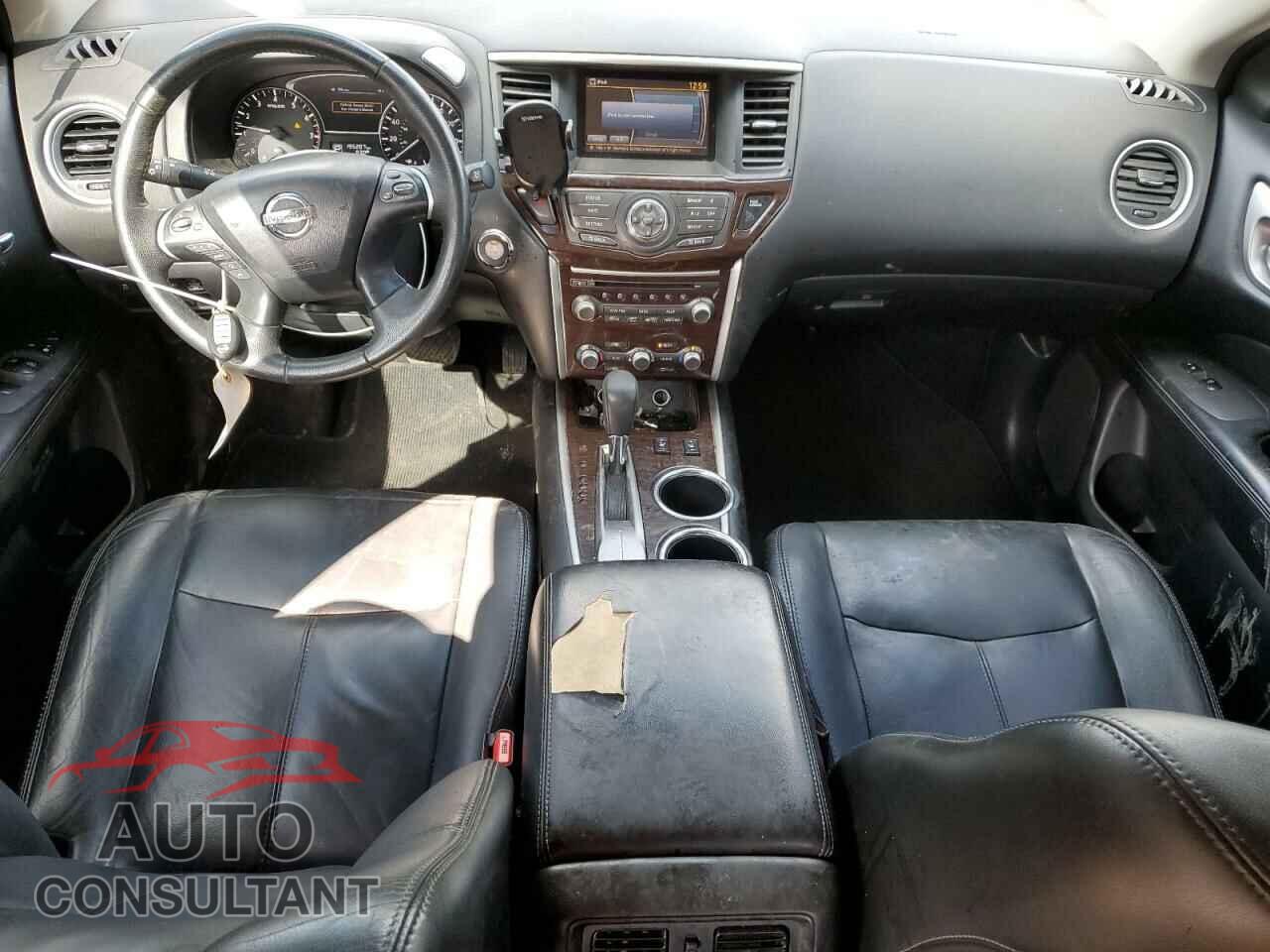 NISSAN PATHFINDER 2013 - 5N1AR2MN7DC646177