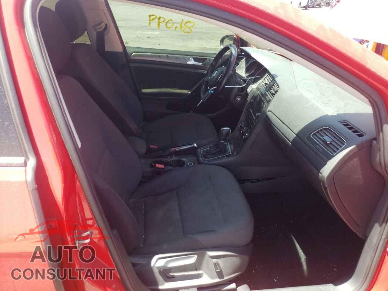 VOLKSWAGEN GOLF 2018 - 3VWG17AU6JM265300