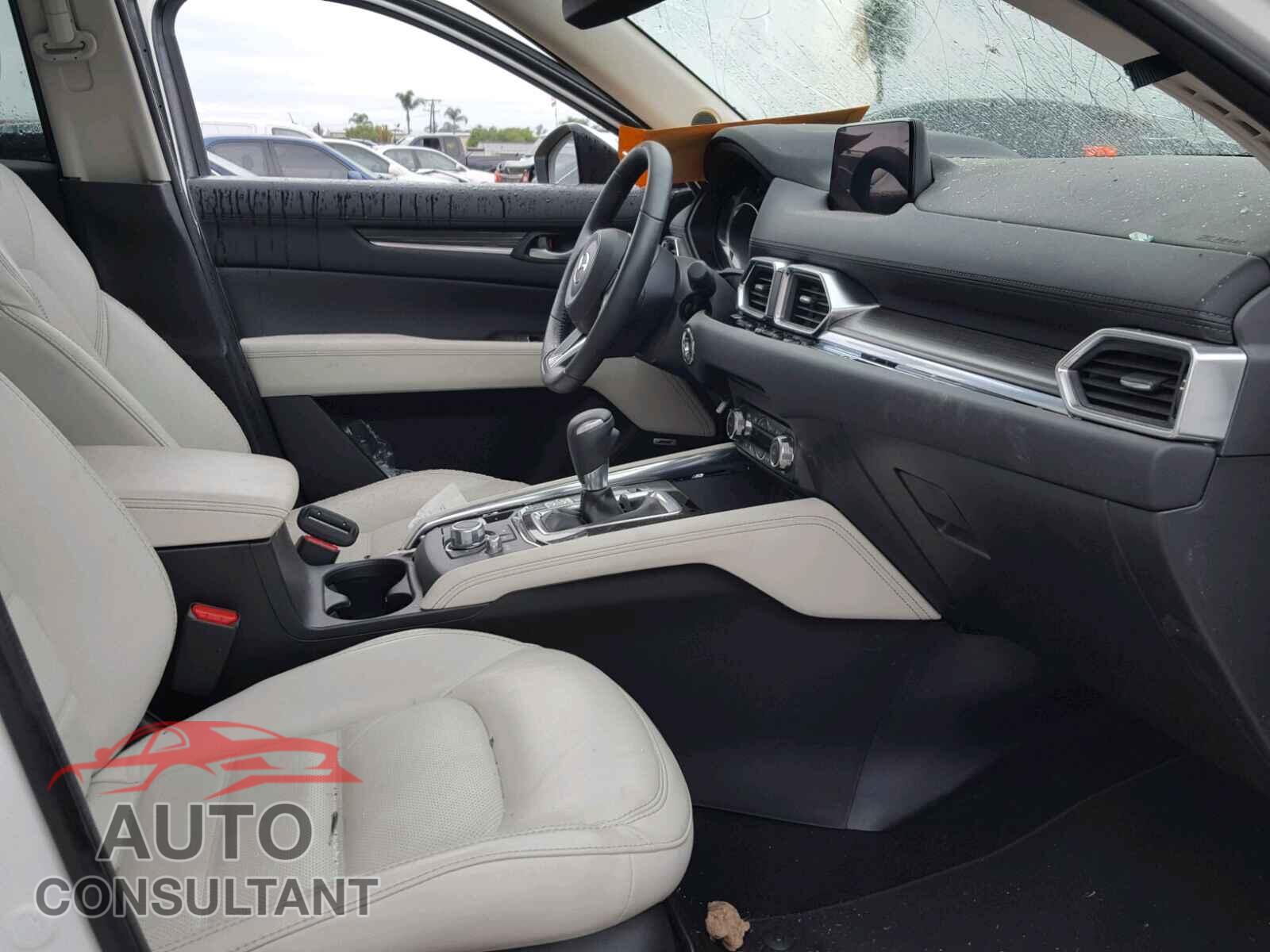 MAZDA CX-5 GRAND 2017 - JM3KFBDL5H0147103