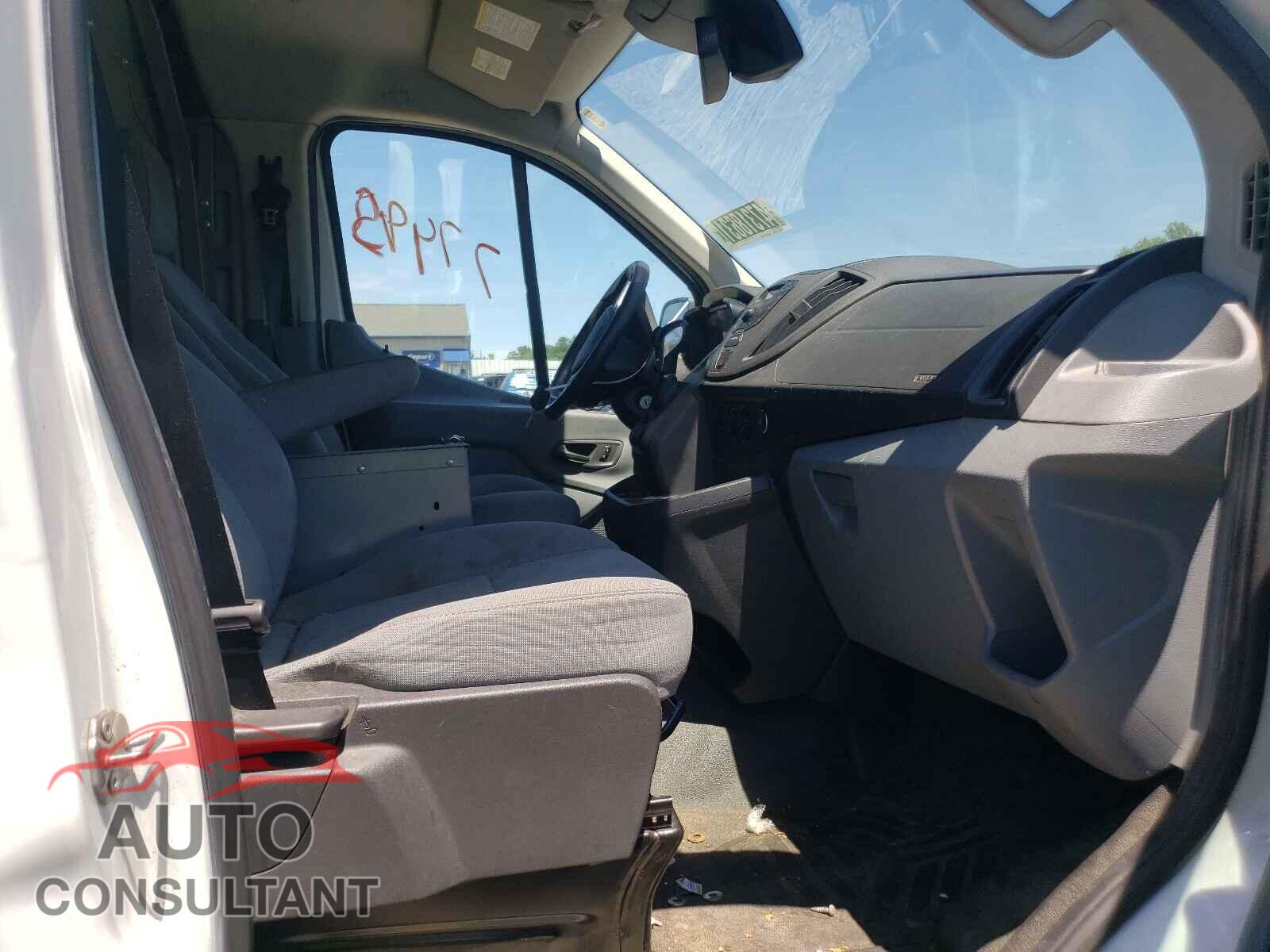 FORD TRANSIT CO 2016 - 1FTYR1YM9GKB14910