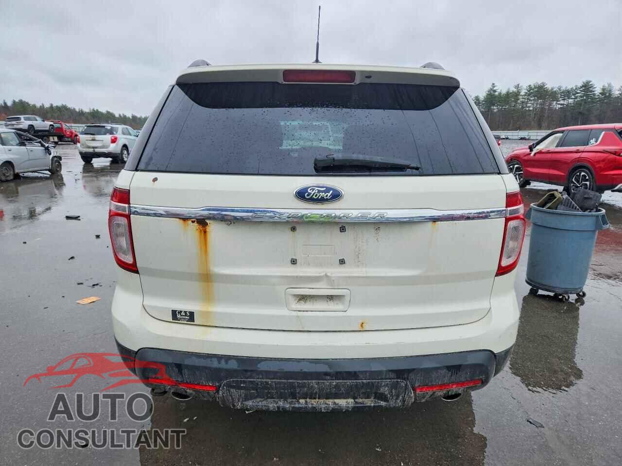 FORD EXPLORER 2011 - 1FMHK8B88BGA22526