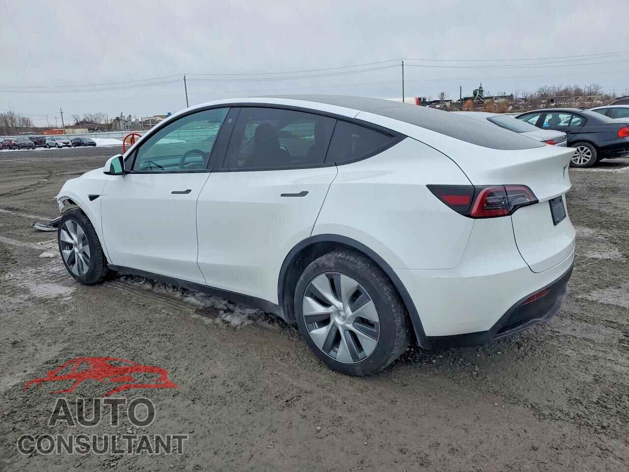 TESLA MODEL Y 2023 - LRWYGDFD7PC931312