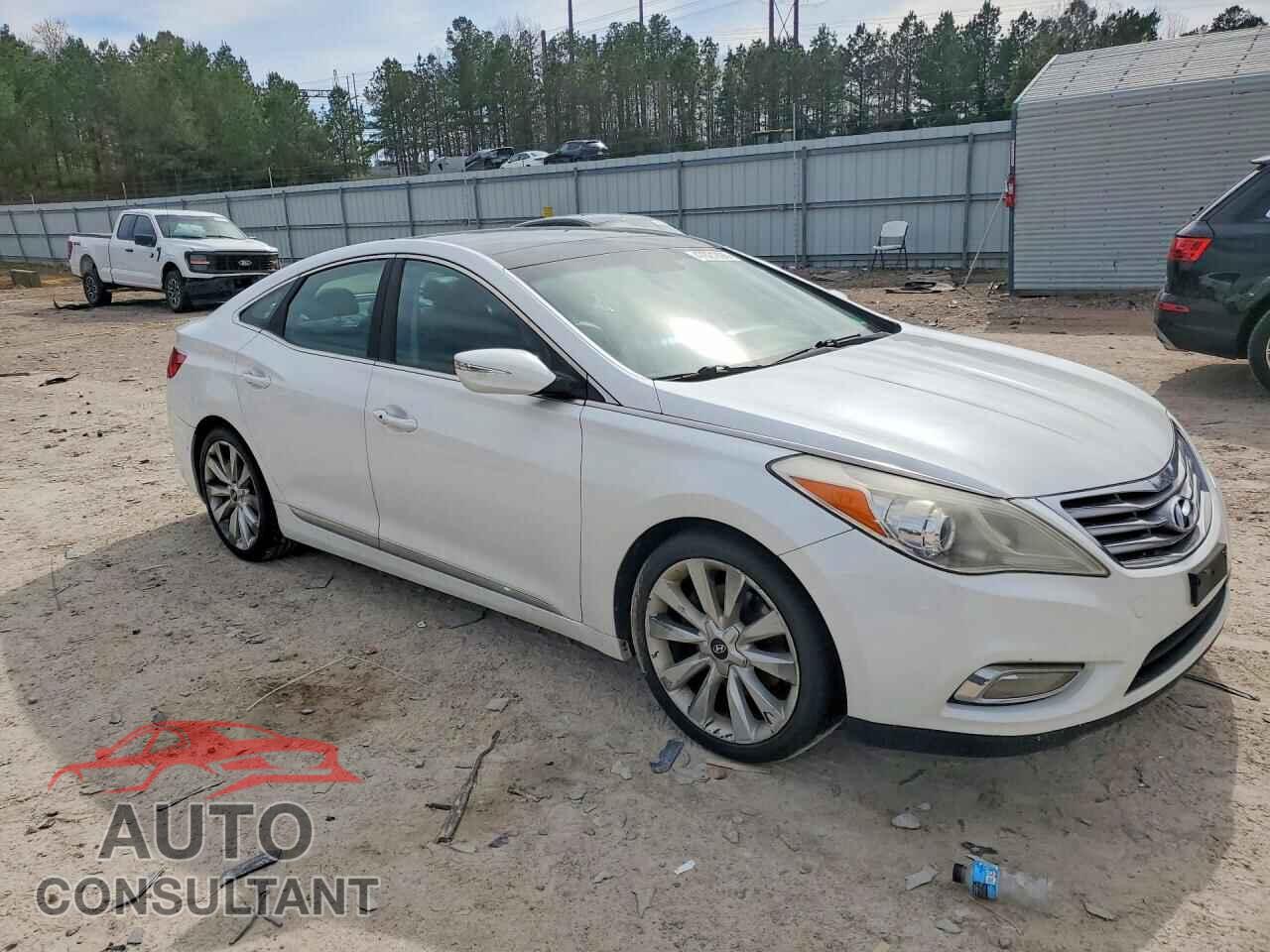 HYUNDAI AZERA 2012 - KMHFH4JG8CA123030