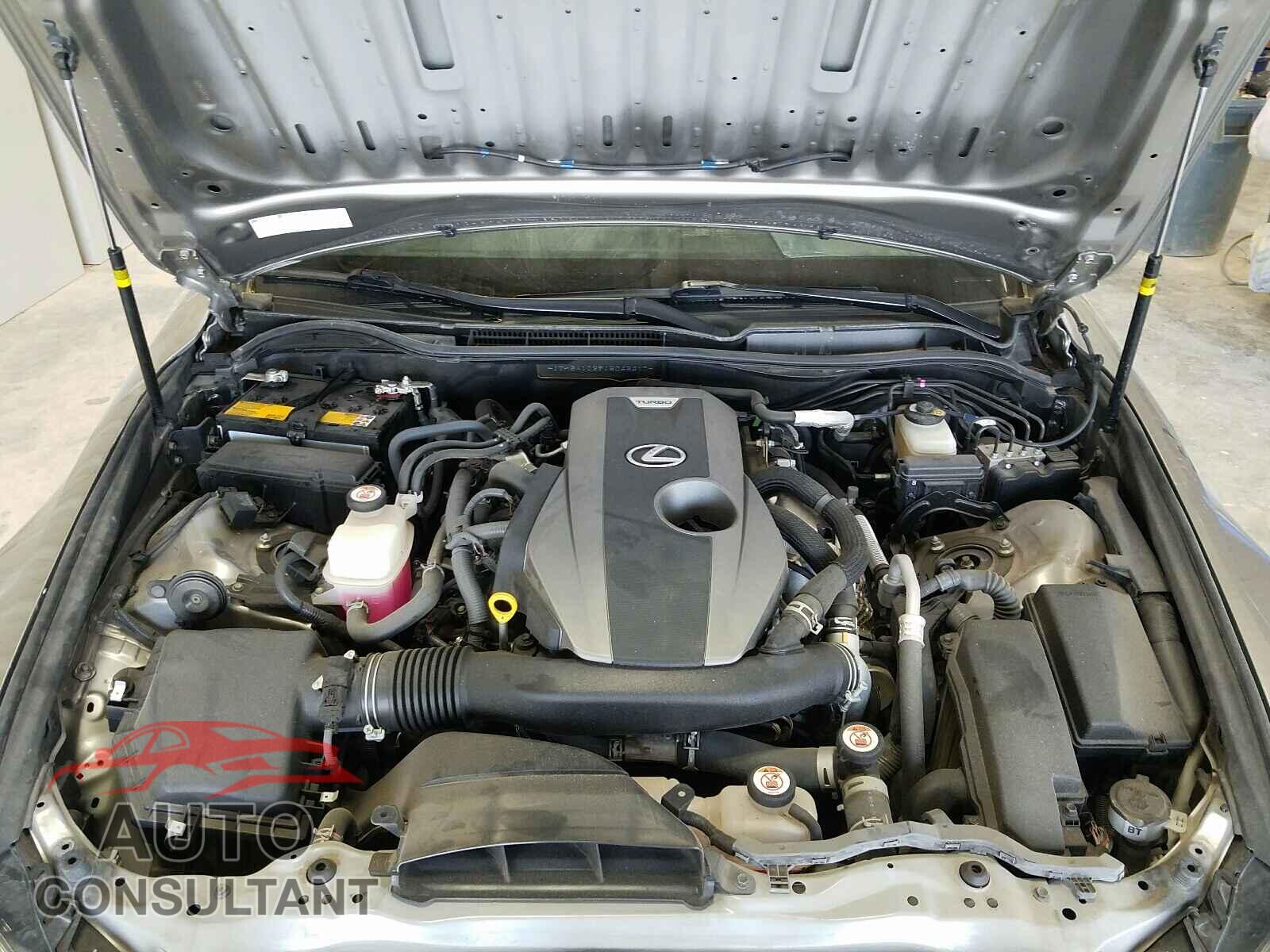 LEXUS IS 2018 - JTHBA1D29J5065617