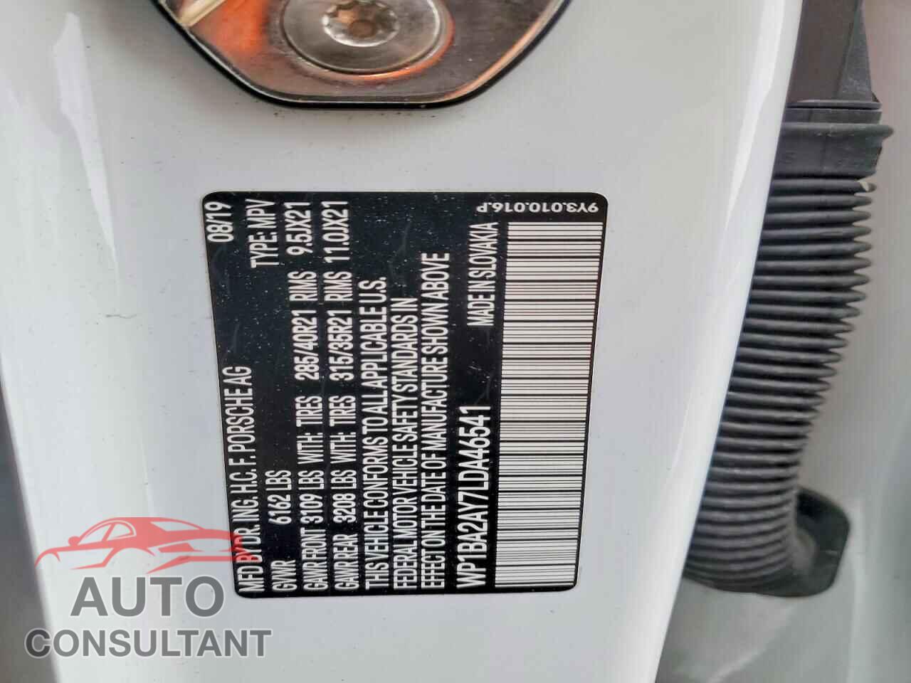 PORSCHE CAYENNE 2020 - WP1BA2AY7LDA46541