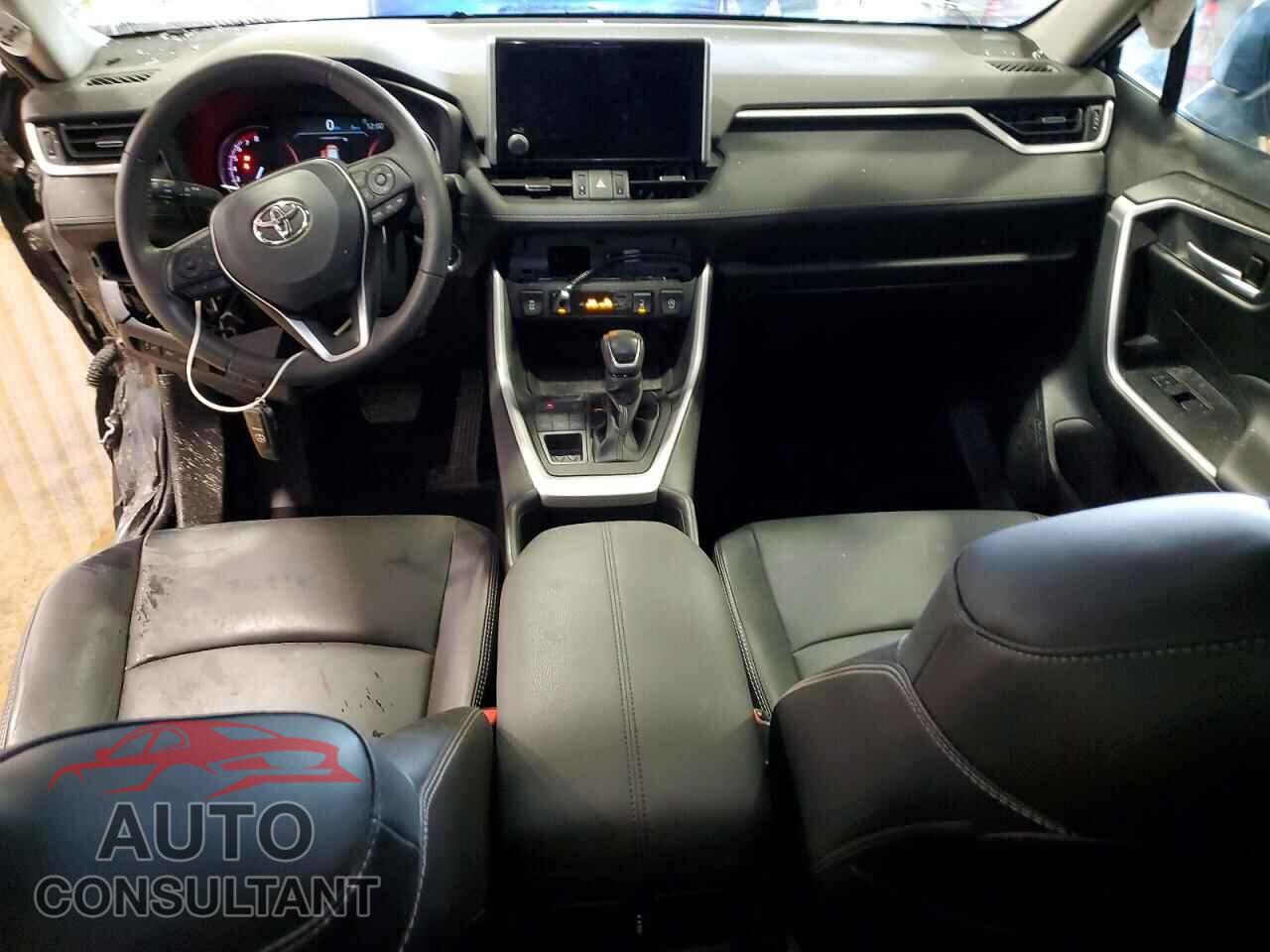TOYOTA RAV4 2023 - 2T3A1RFV3PC350805