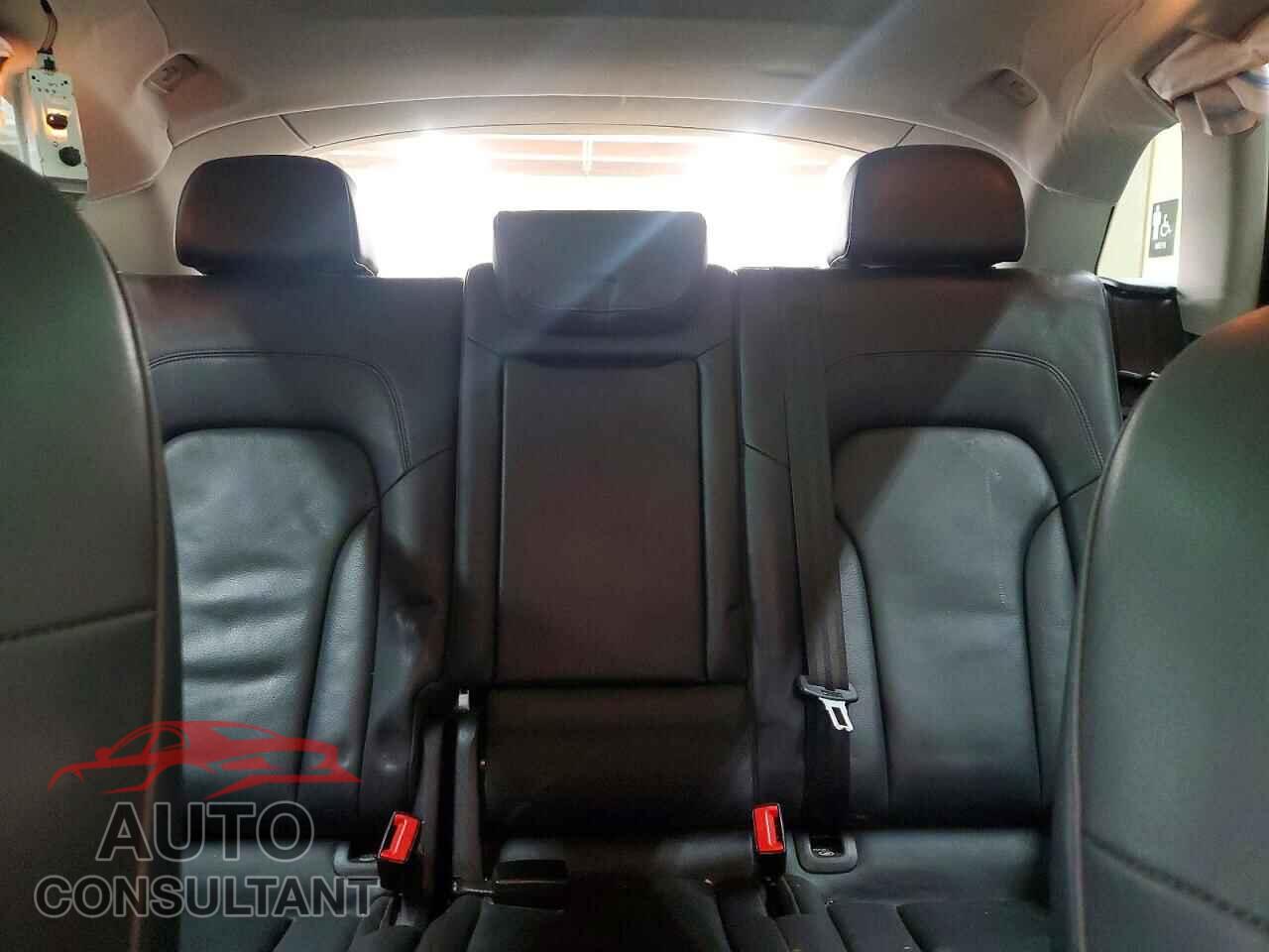 AUDI Q5 2017 - WA1L2AFP1HA032179