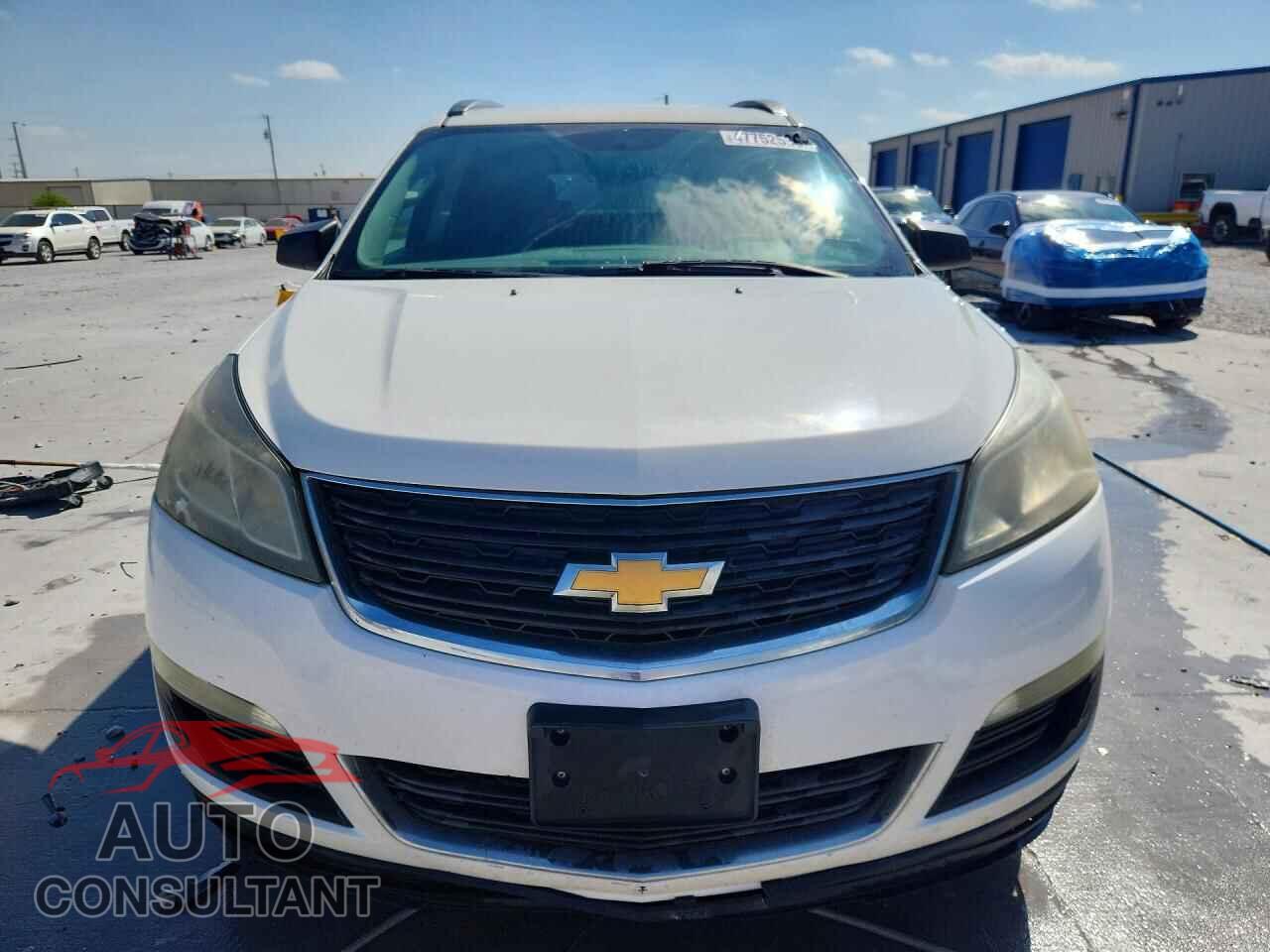 CHEVROLET TRAVERSE 2015 - 1GNKRFKD4FJ131279
