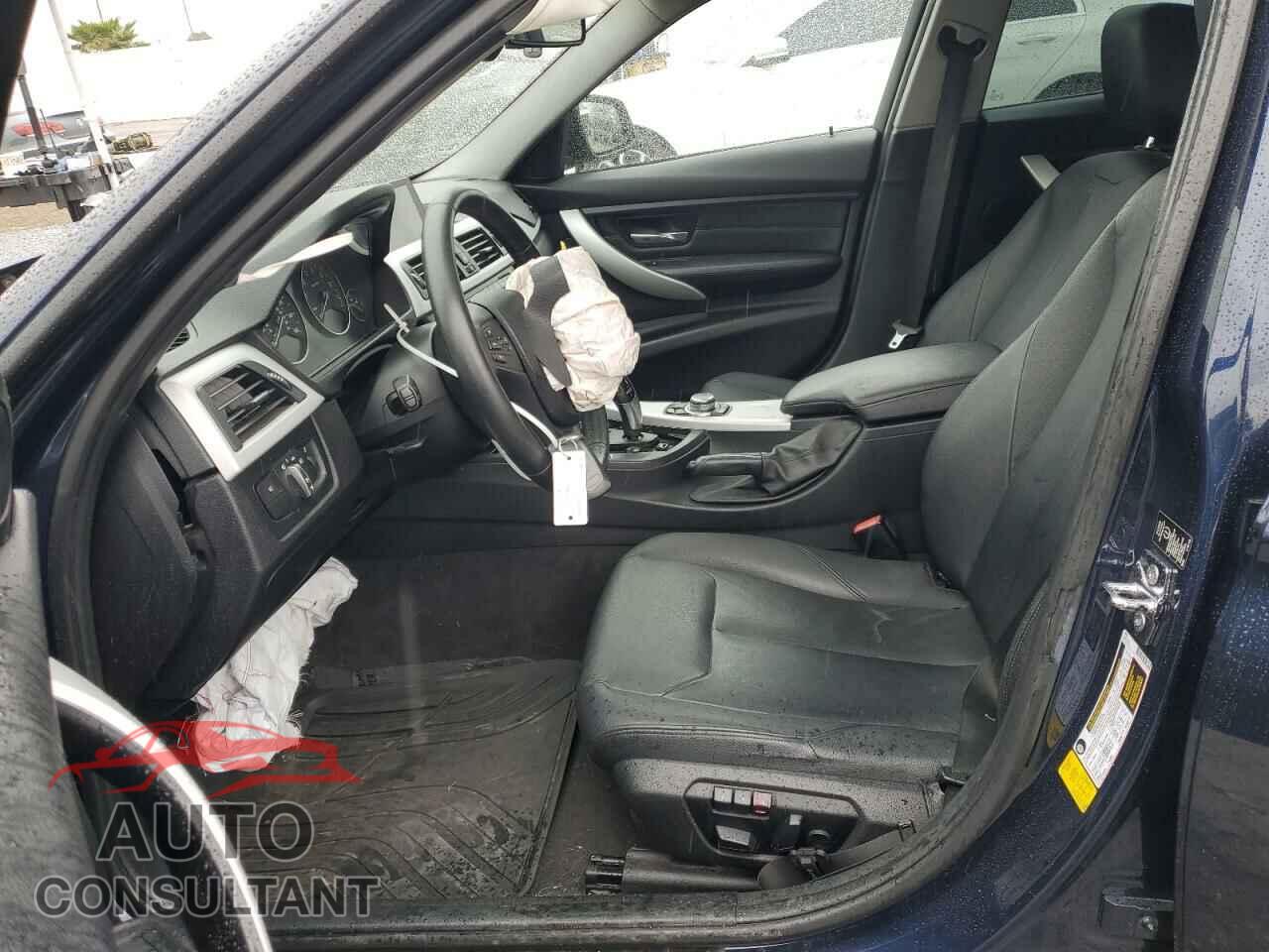 BMW 3 SERIES 2012 - WBA3C1C58CA696989