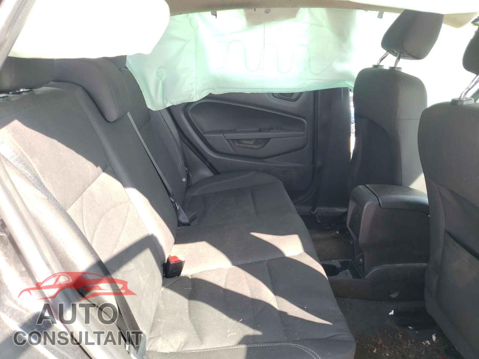 FORD FIESTA 2018 - 3FADP4EJ6JM101411