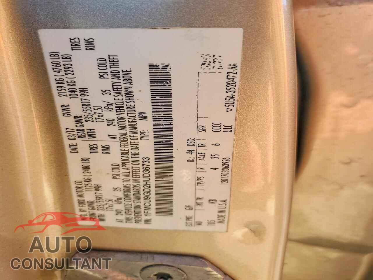 FORD ESCAPE 2017 - 1FMCU9GD2HUD36733