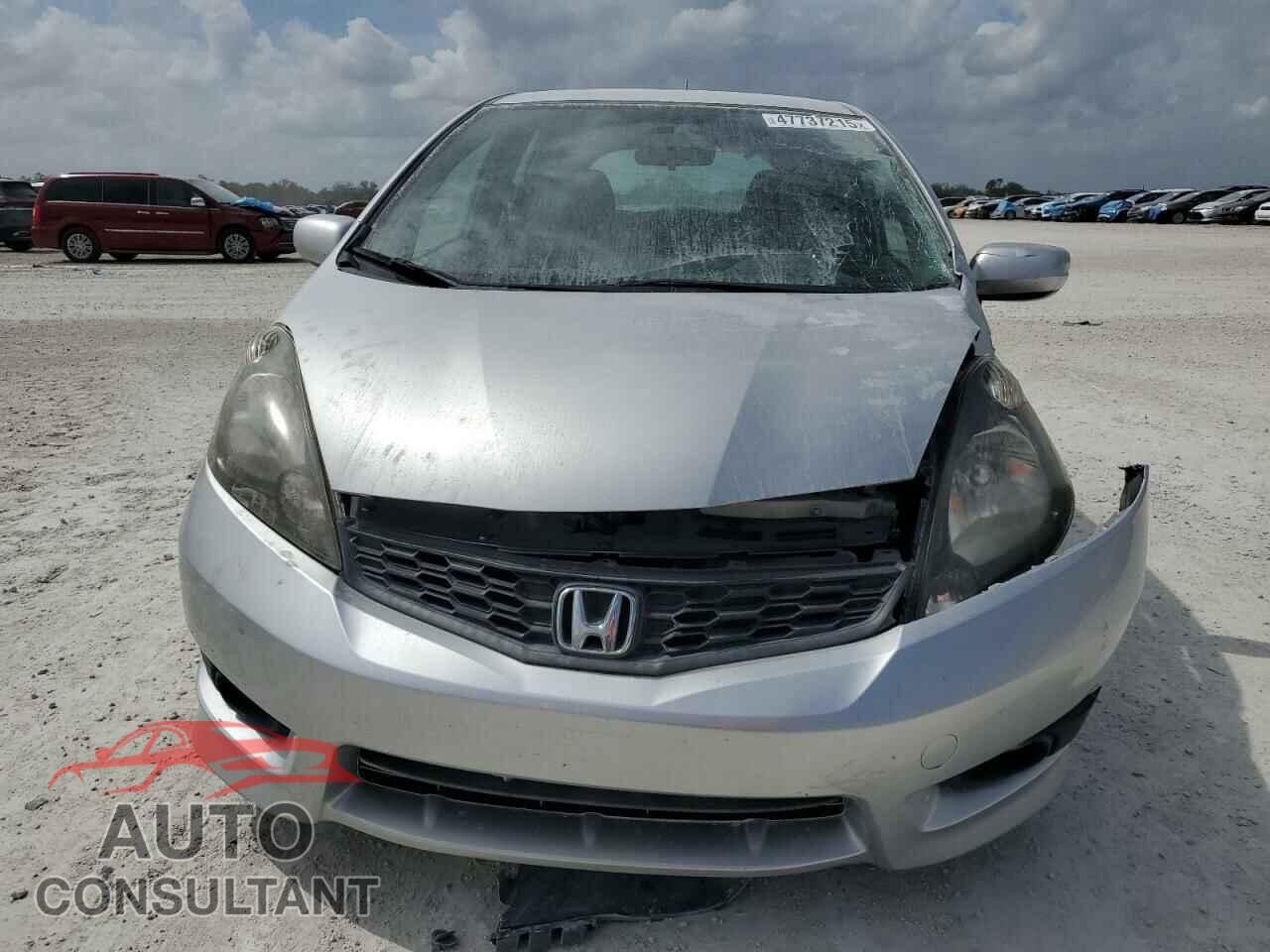 HONDA FIT 2013 - JHMGE8H58DC001026