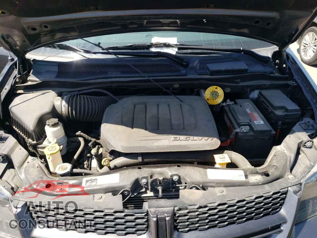 DODGE GRAND CARA 2019 - 2C4RDGEG1KR534742