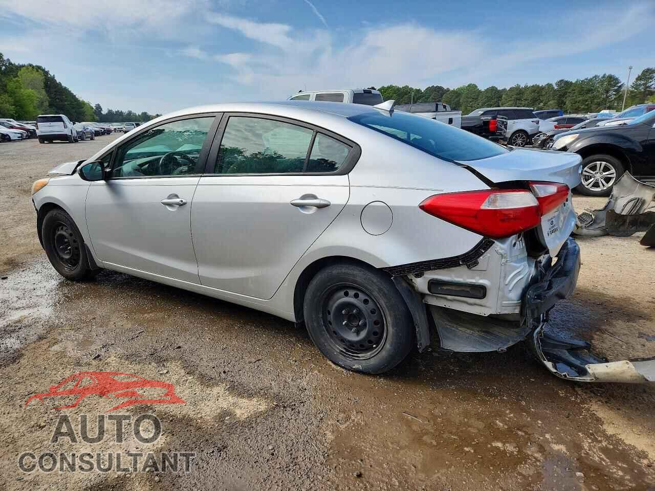 KIA FORTE 2015 - KNAFK4A63F5428782