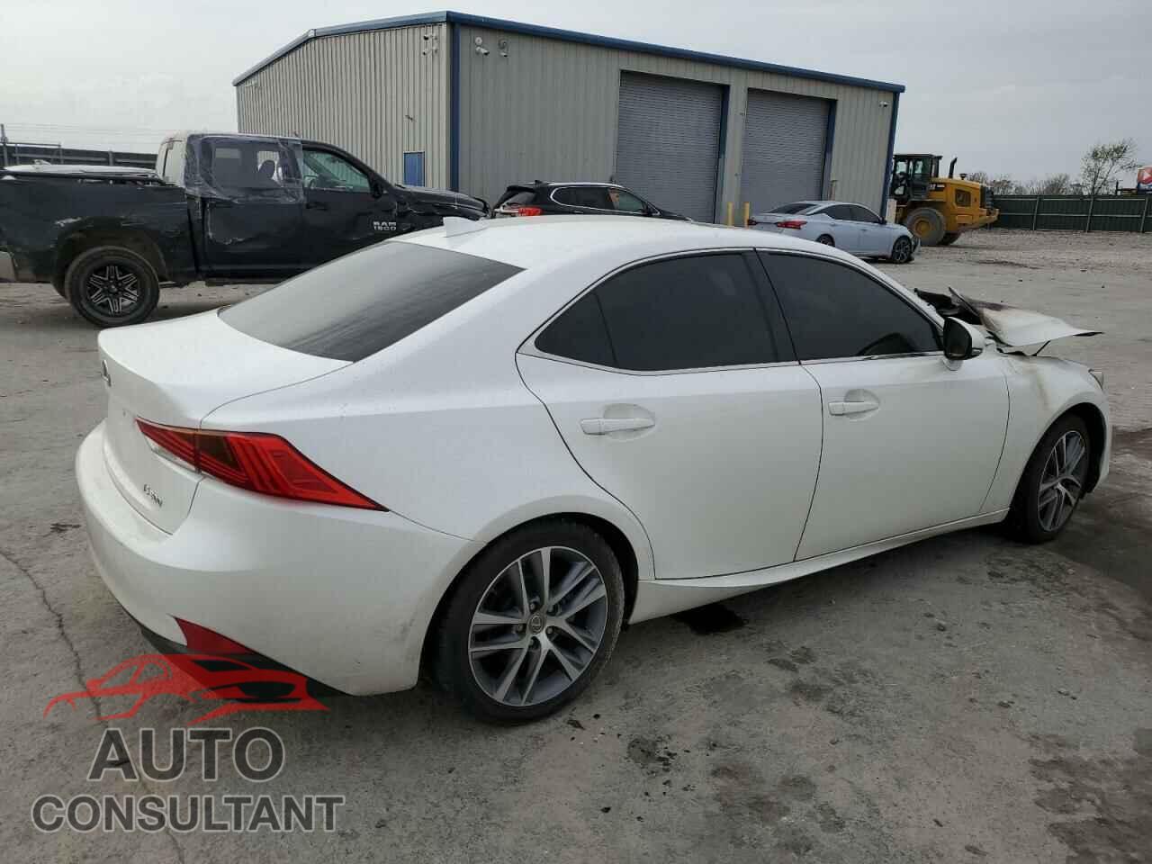 LEXUS IS 2018 - JTHBA1D25J5077277