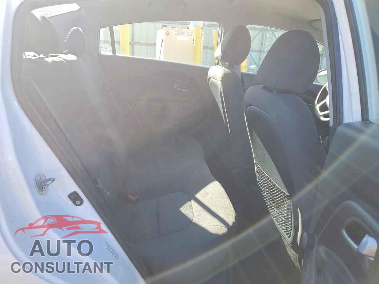 KIA RIO 2013 - KNADM4A38D6233260