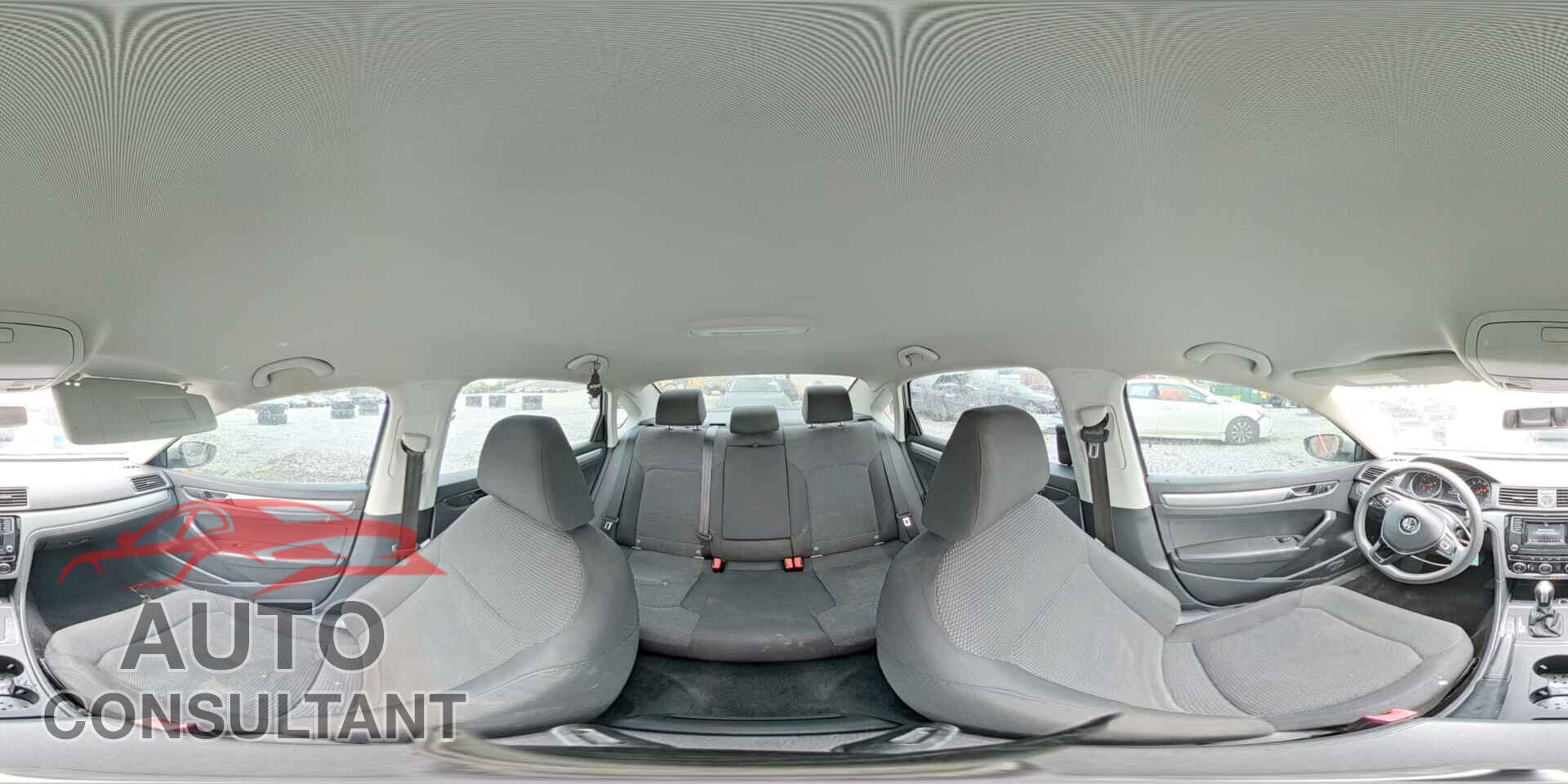 VOLKSWAGEN PASSAT 2017 - 1VWAT7A36HC048252