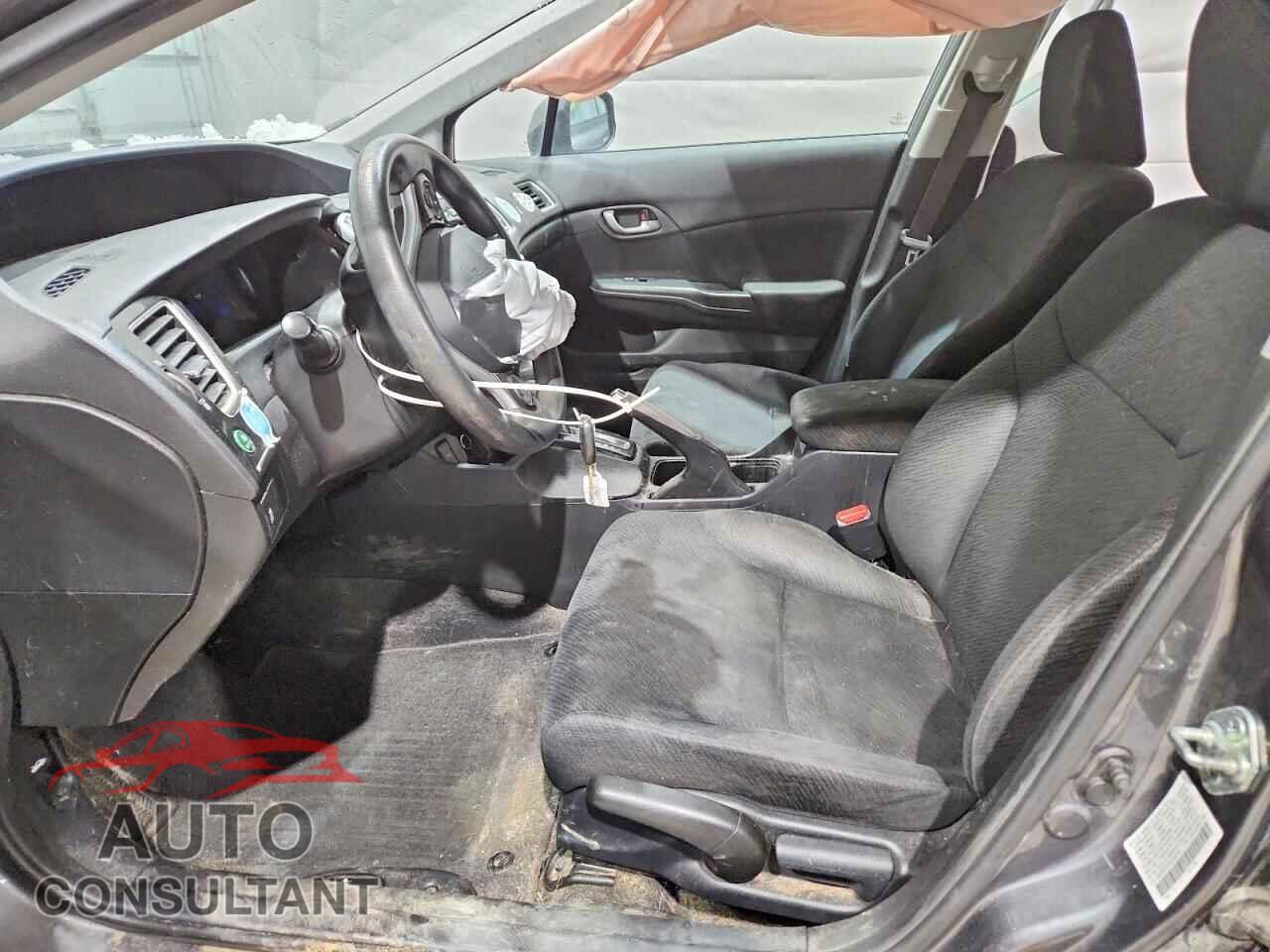 HONDA CIVIC 2013 - 2HGFB2F57DH595743