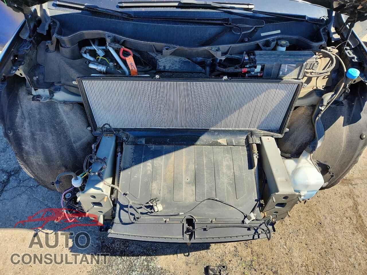 TESLA MODEL X 2016 - 5YJXCBE47GF023641
