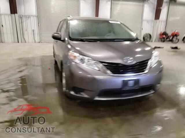 TOYOTA SIENNA 2013 - 5TDKK3DC8DS345711
