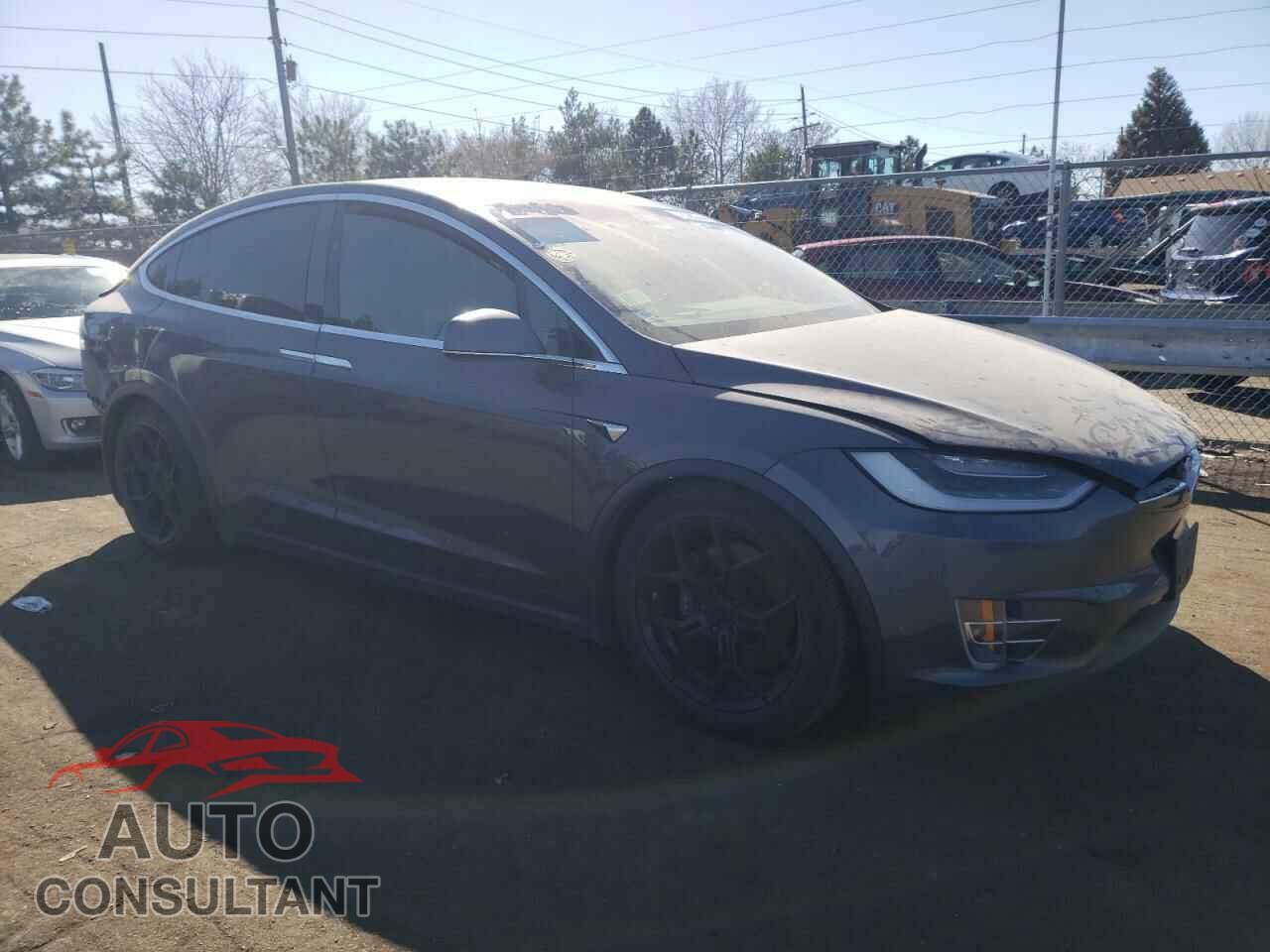 TESLA MODEL X 2021 - 5YJXCBE25MF323527