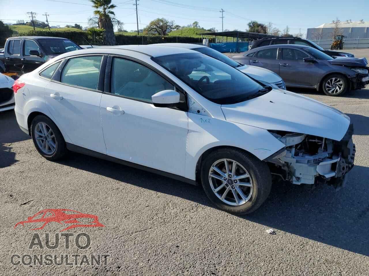 FORD FOCUS 2018 - 1FADP3F23JL237482