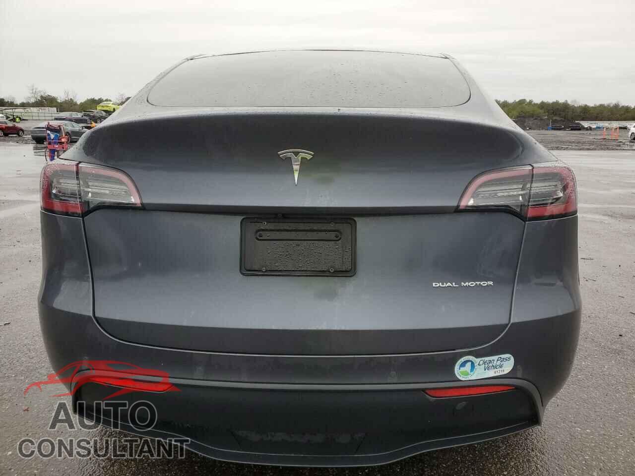 TESLA MODEL Y 2020 - 5YJYGDEEXLF026024
