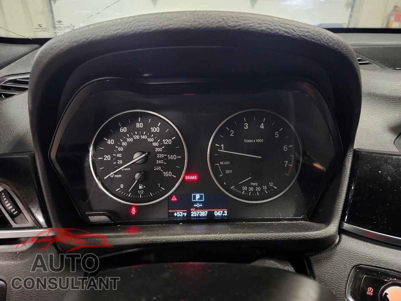 BMW X1 2016 - WBXHT3C34GP885082