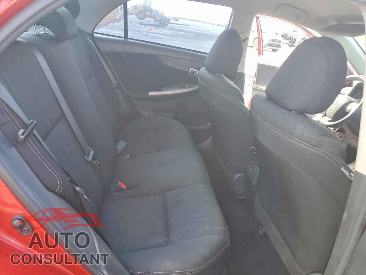 TOYOTA COROLLA 2013 - 2T1BU4EE4DC963665