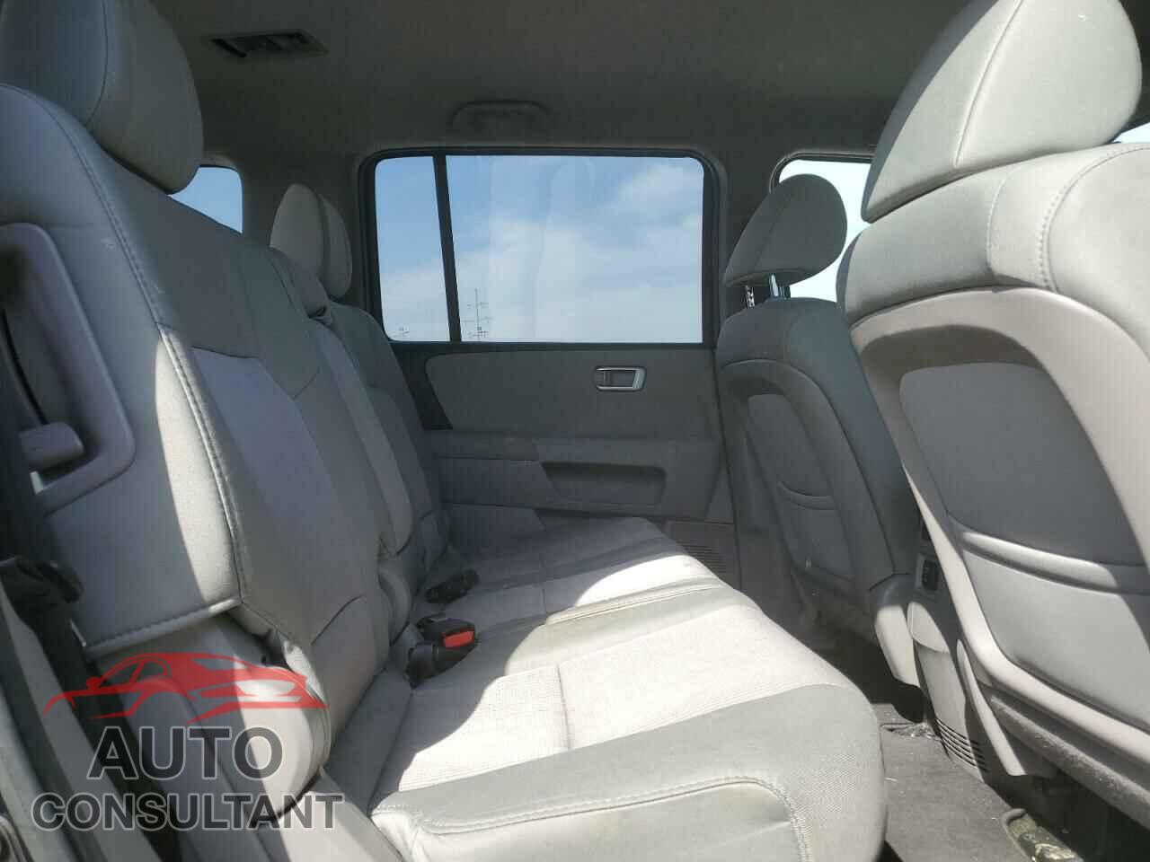 HONDA PILOT 2014 - 5FNYF4H43EB056958