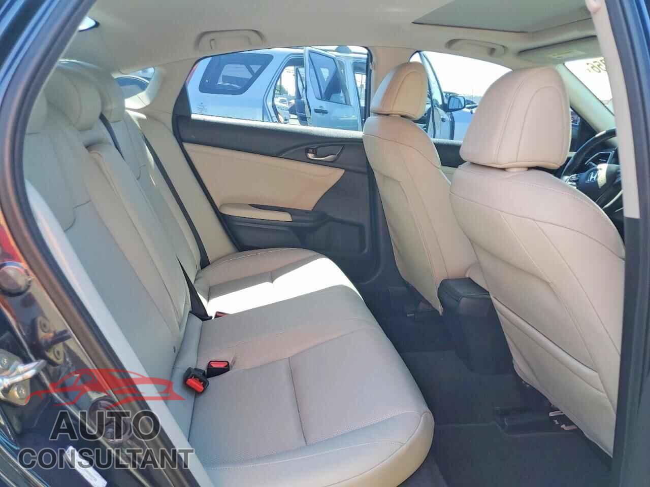 HONDA INSIGHT 2019 - 19XZE4F93KE032120