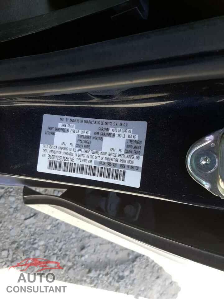 MAZDA 3 2018 - 3MZBN1V32JM254145