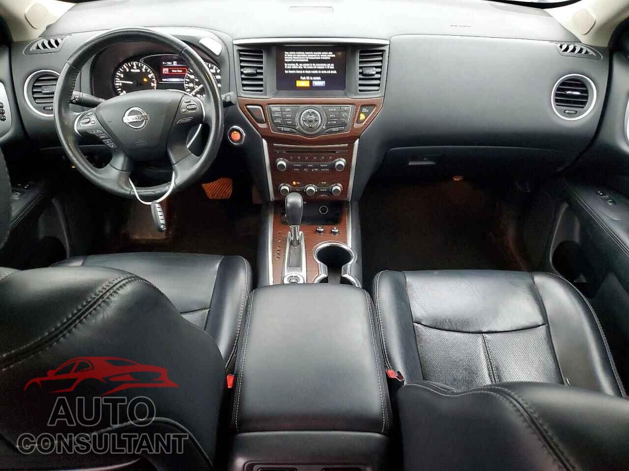 NISSAN PATHFINDER 2017 - 5N1DR2MM3HC642573