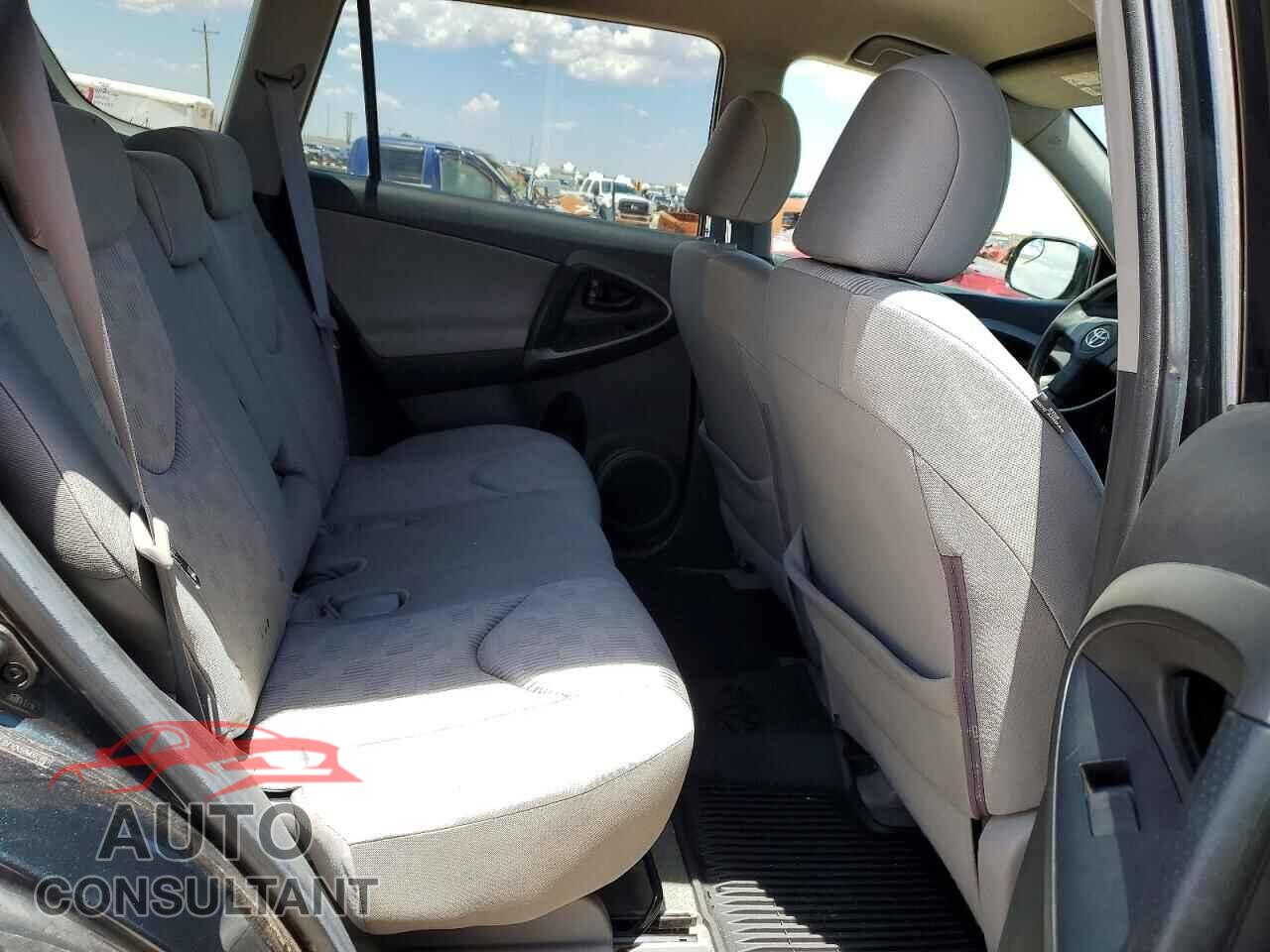 TOYOTA RAV4 2011 - 2T3BF4DV5BW097991