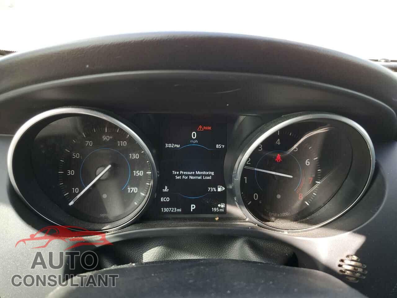 JAGUAR F-PACE 2017 - SADCK2BV1HA091365