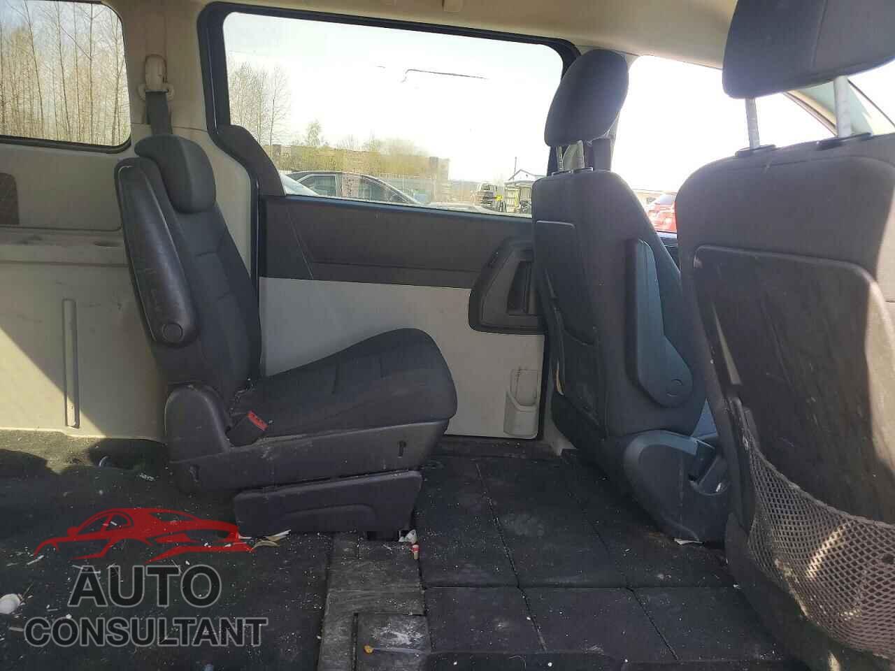 DODGE CARAVAN 2010 - 2D4RN5D15AR144209