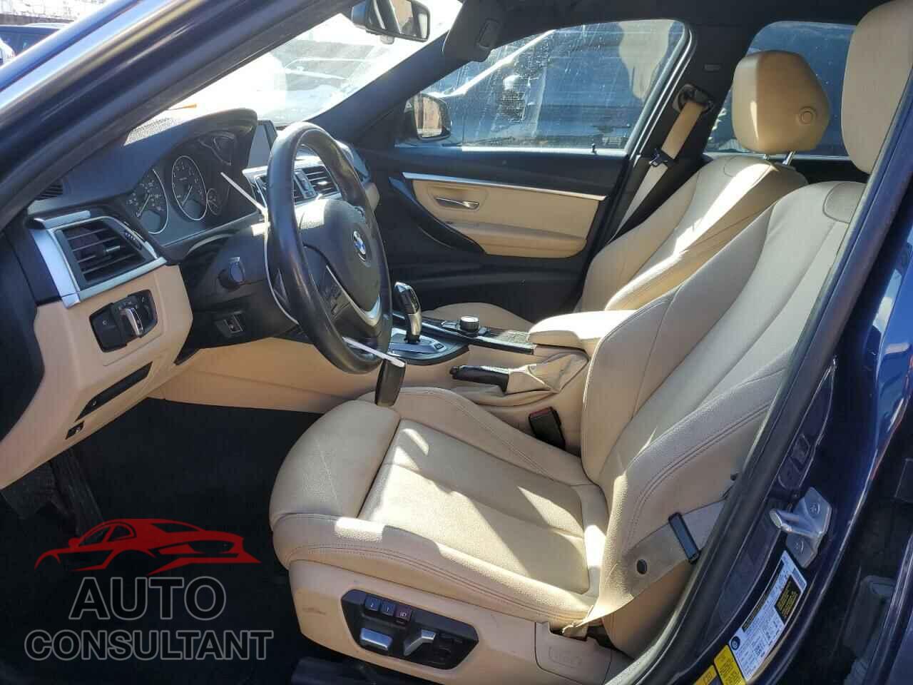 BMW 3 SERIES 2018 - WBA8E1C56JA178313