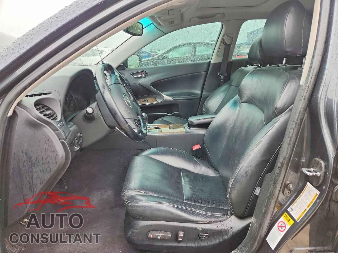 LEXUS IS 2009 - JTHCK262992031632