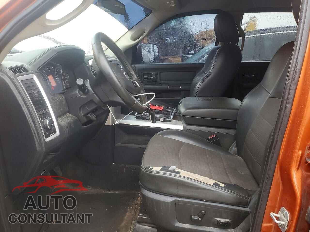 DODGE RAM 1500 2010 - 1D7RV1GT5AS220552