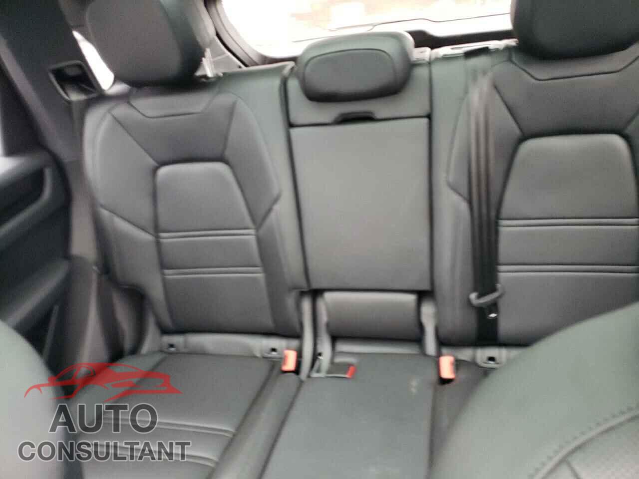 PORSCHE CAYENNE 2023 - WP1AB2AY2PDA14143