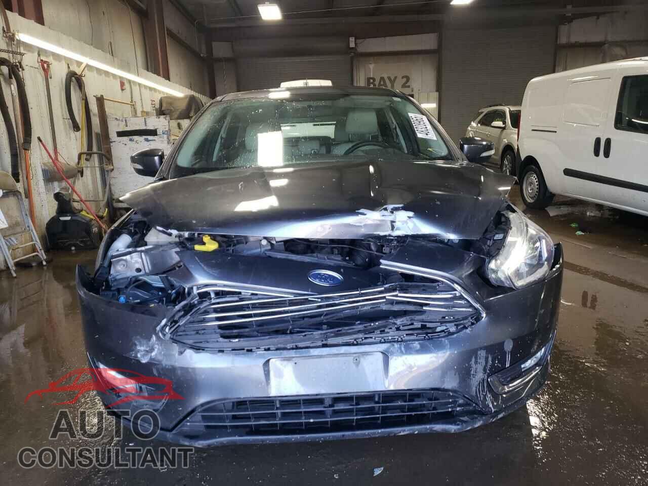 FORD FOCUS 2018 - 1FADP3N28JL279423