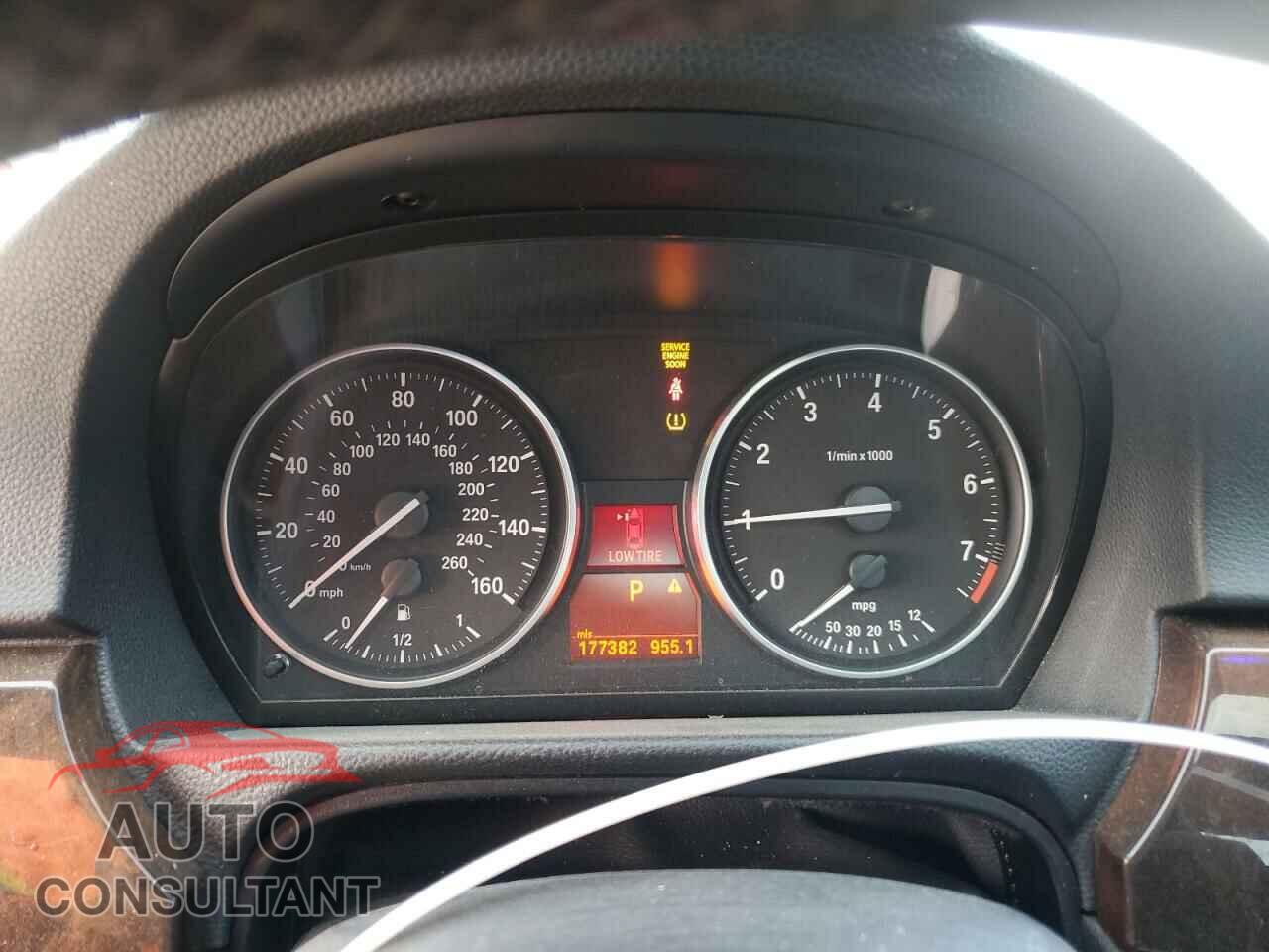 BMW 3 SERIES 2011 - WBAPH7C54BE675893