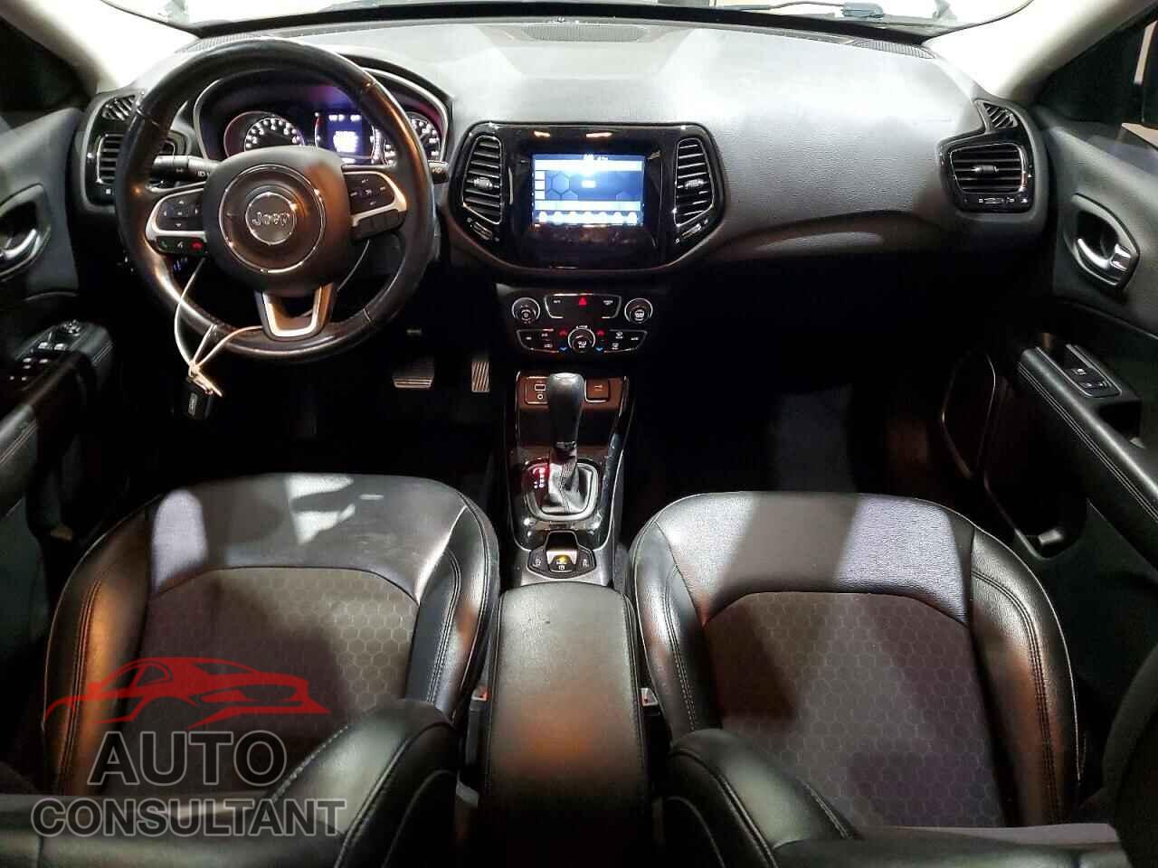 JEEP COMPASS 2020 - 3C4NJCBB9LT121474