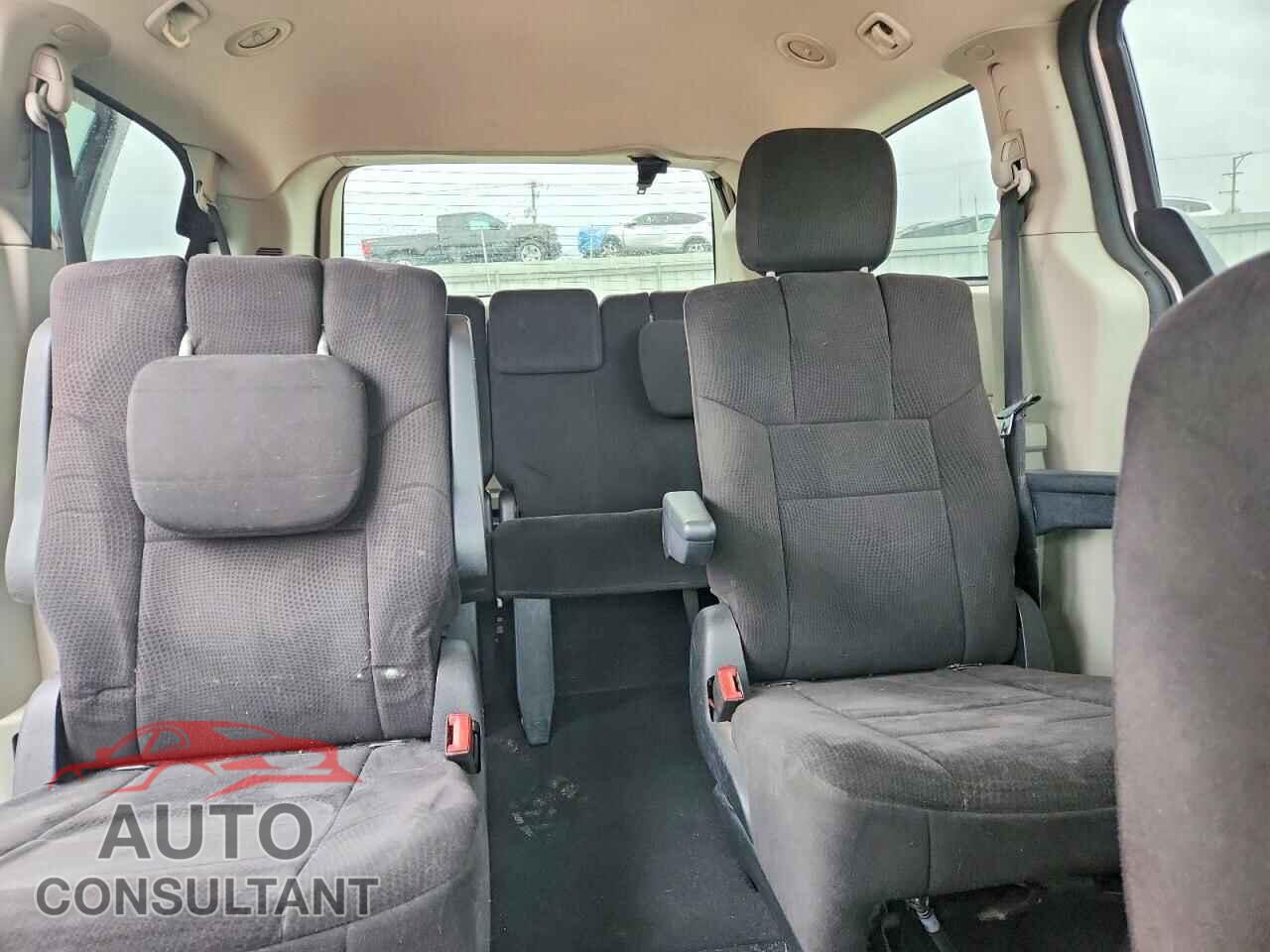 DODGE CARAVAN 2011 - 2D4RN3DG2BR640157