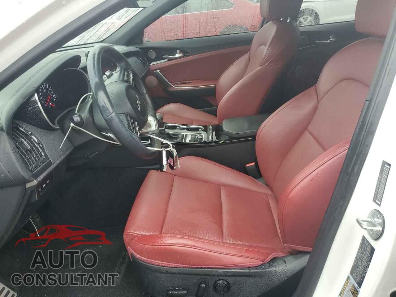 KIA STINGER 2023 - KNAE35LD7P6137983