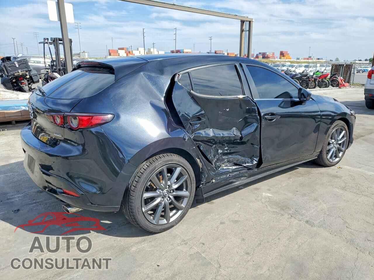 MAZDA 3 2019 - JM1BPAJM5K1120210
