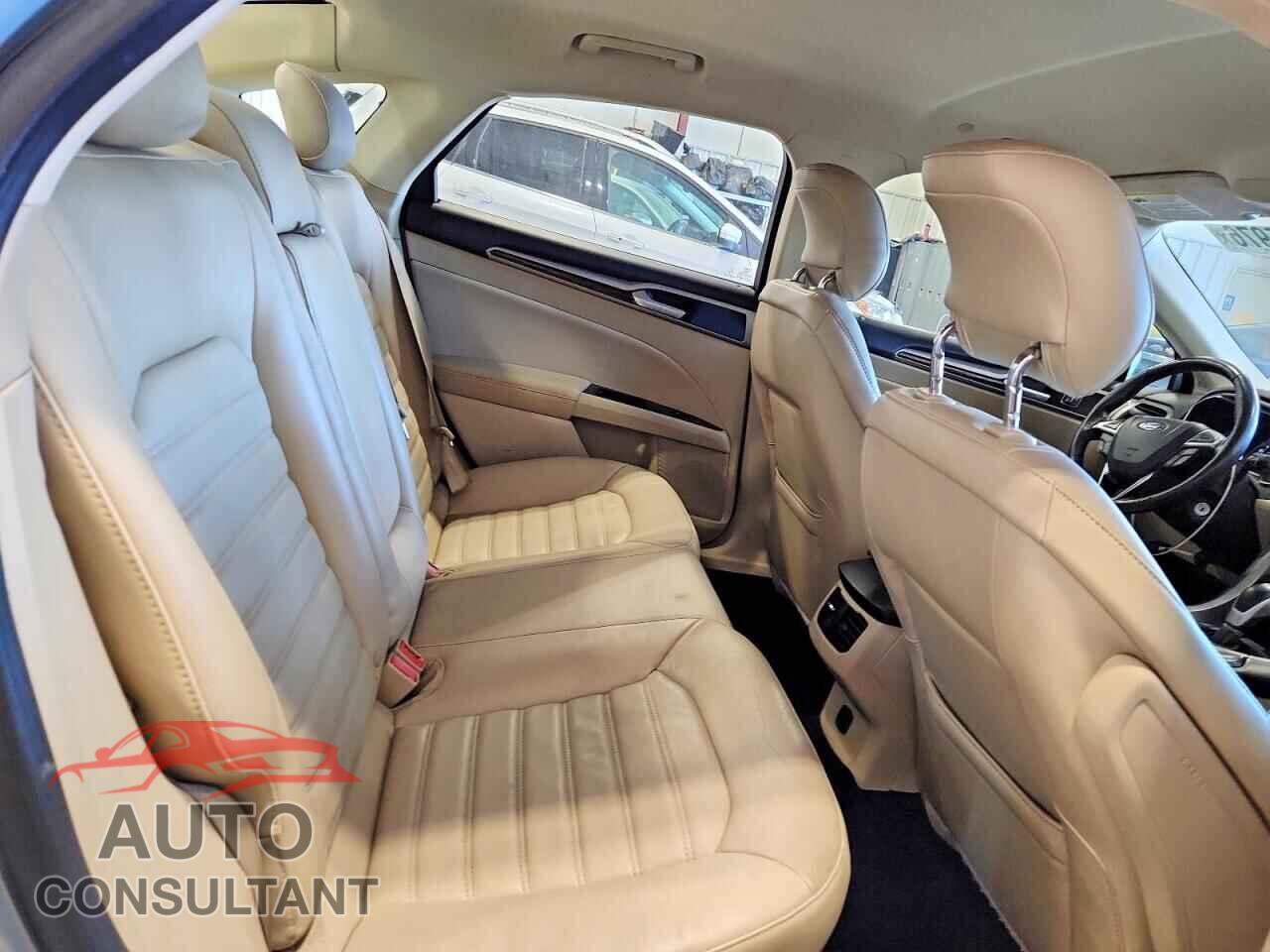FORD FUSION 2013 - 3FA6P0LUXDR141920